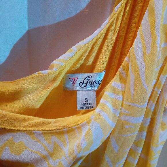 Guess one shoulder yellow sheer patterned overlay tank Small - Picture 2 of 3
